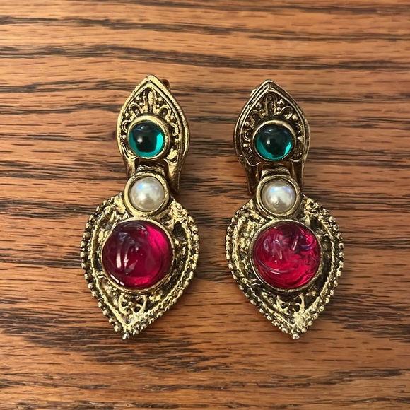Unique Vintage Earrings - Picture 1 of 9